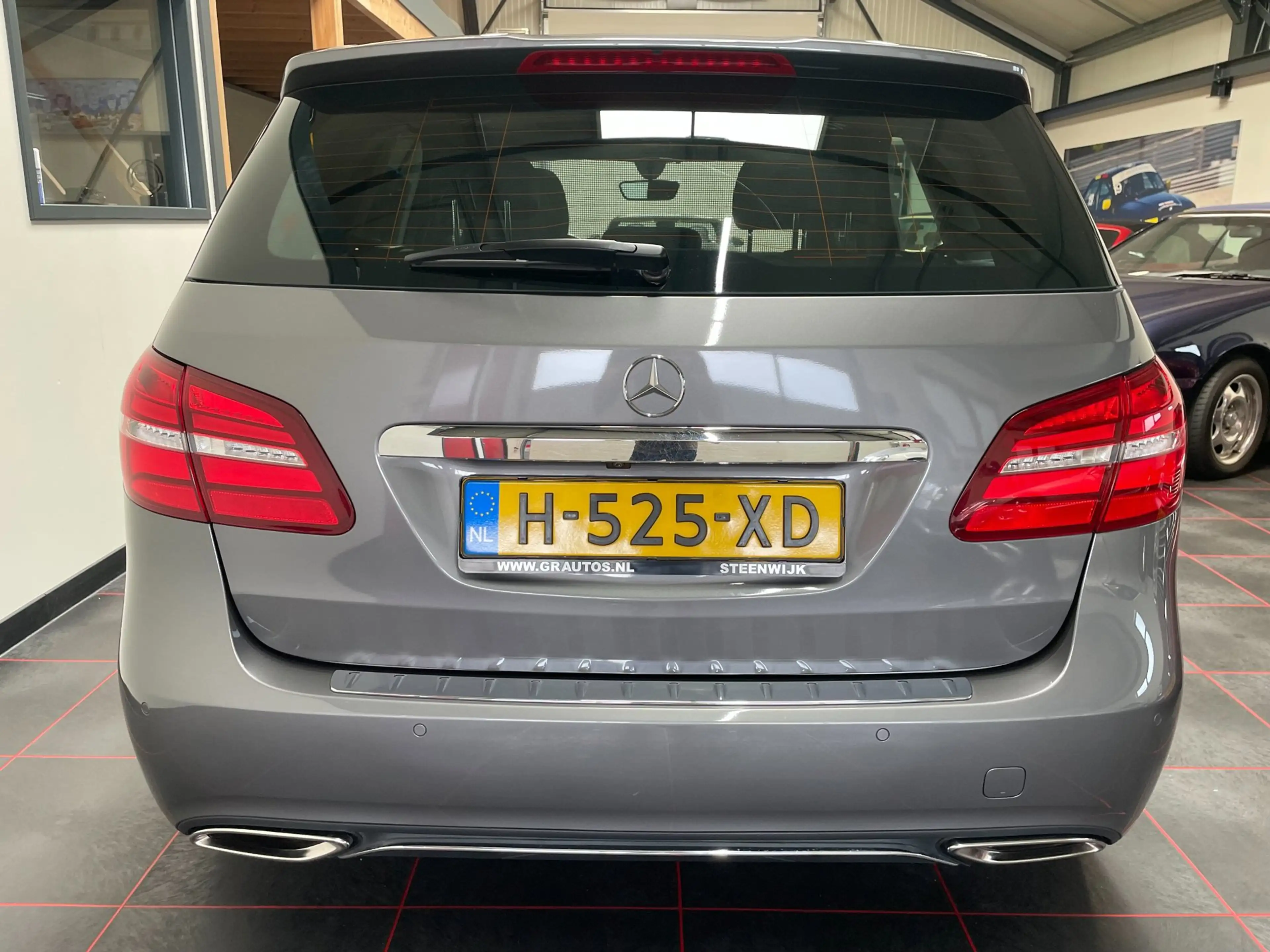 Mercedes-Benz B 220 4Matic Ambition — photo 17