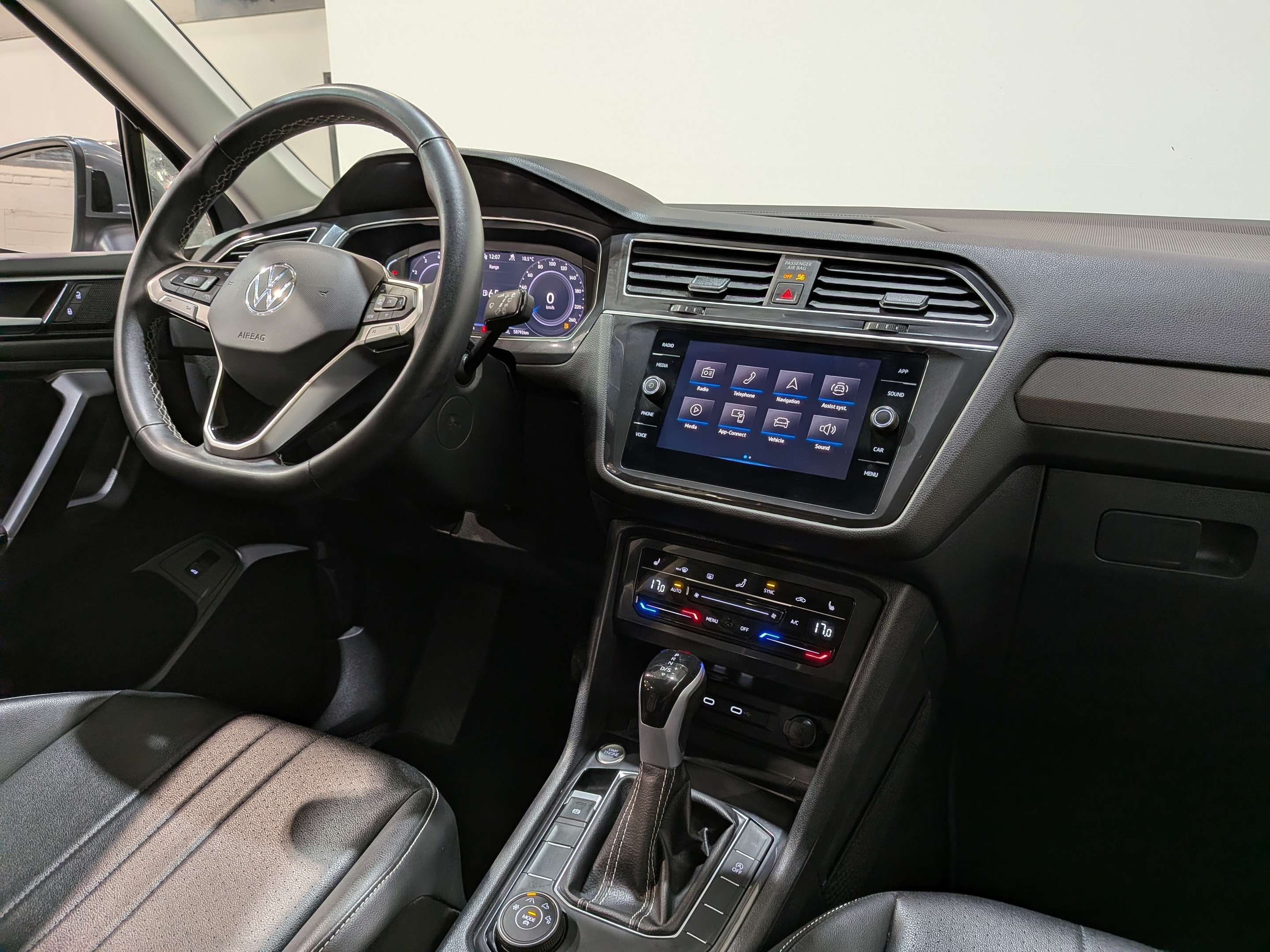 Volkswagen Tiguan 2024