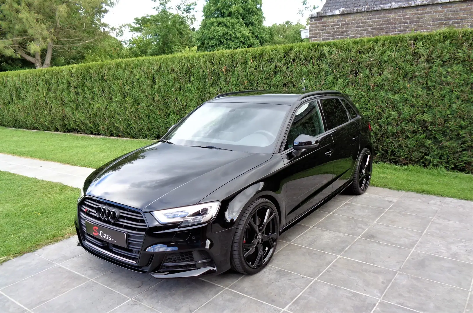 Audi S3 Sportback 2.0 TFSI Quattro S tronic Чорний - 1