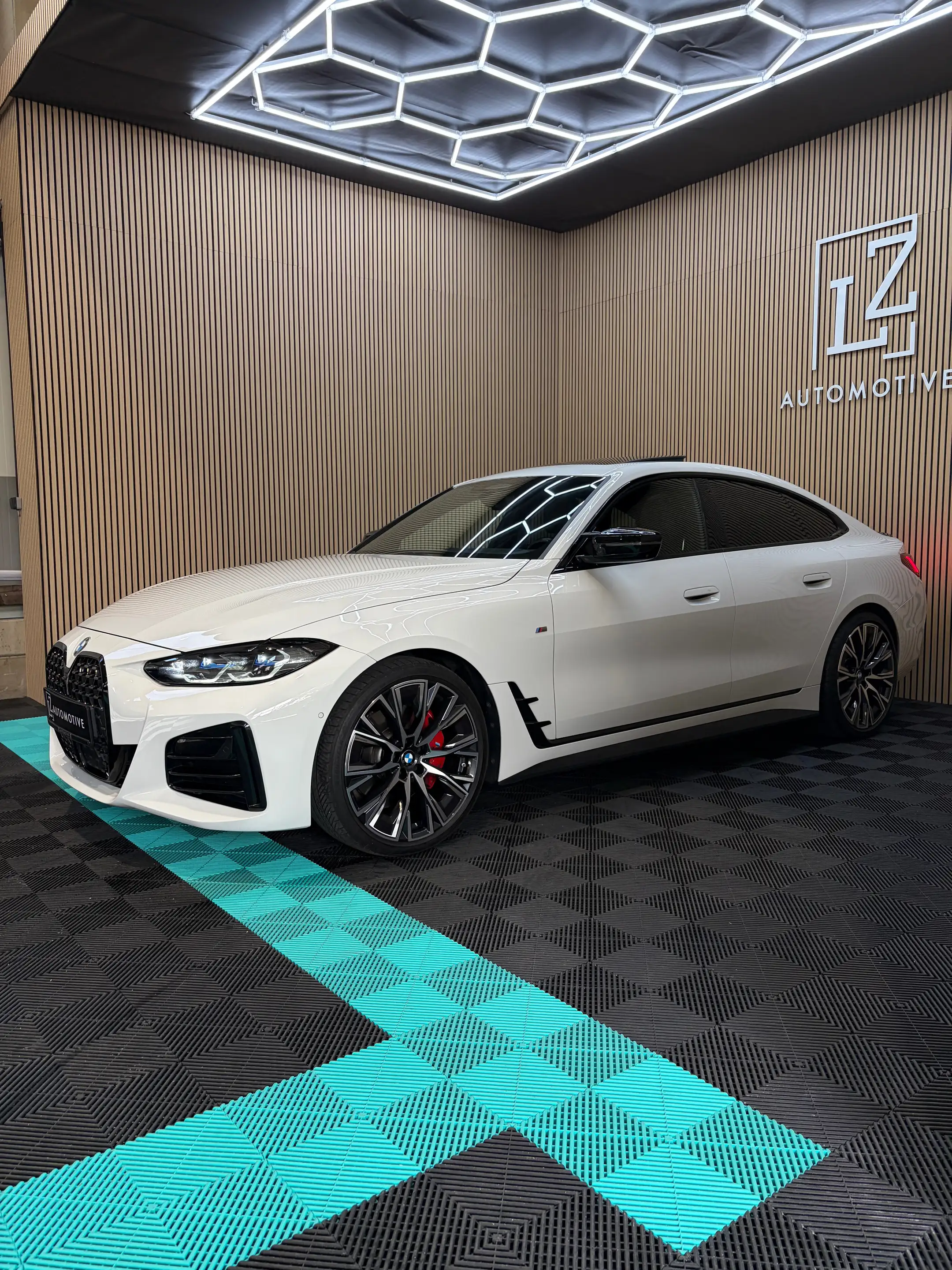 BMW 440 M440 i xDrive Gran Coupe GARANTIE *20ZOLL, CURVED, LASER, H&K* — photo 10