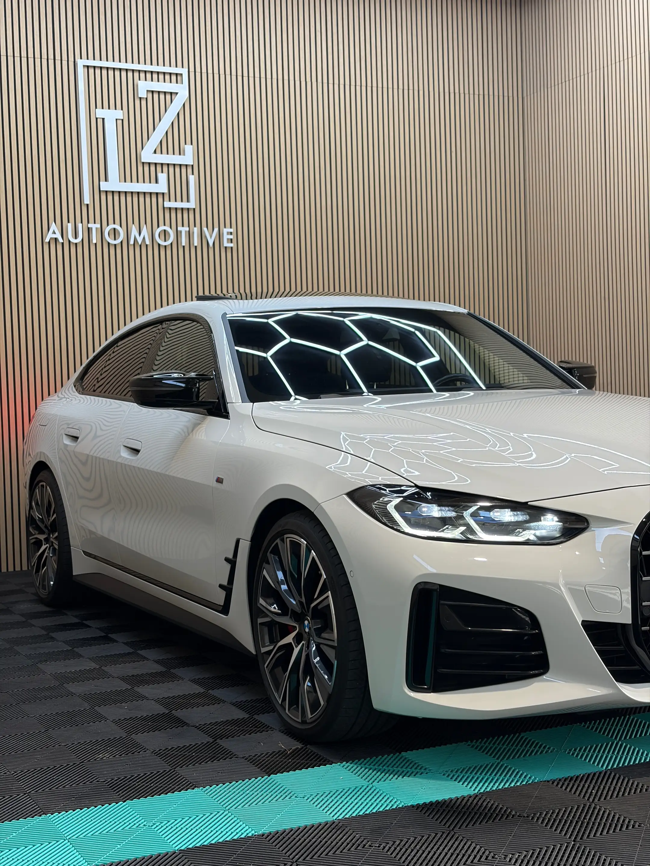 BMW 440 M440 i xDrive Gran Coupe GARANTIE *20ZOLL, CURVED, LASER, H&K* — photo 6