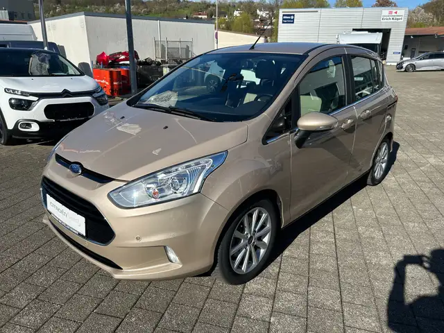 Ford B-Max 1,6 Duratec Titanium