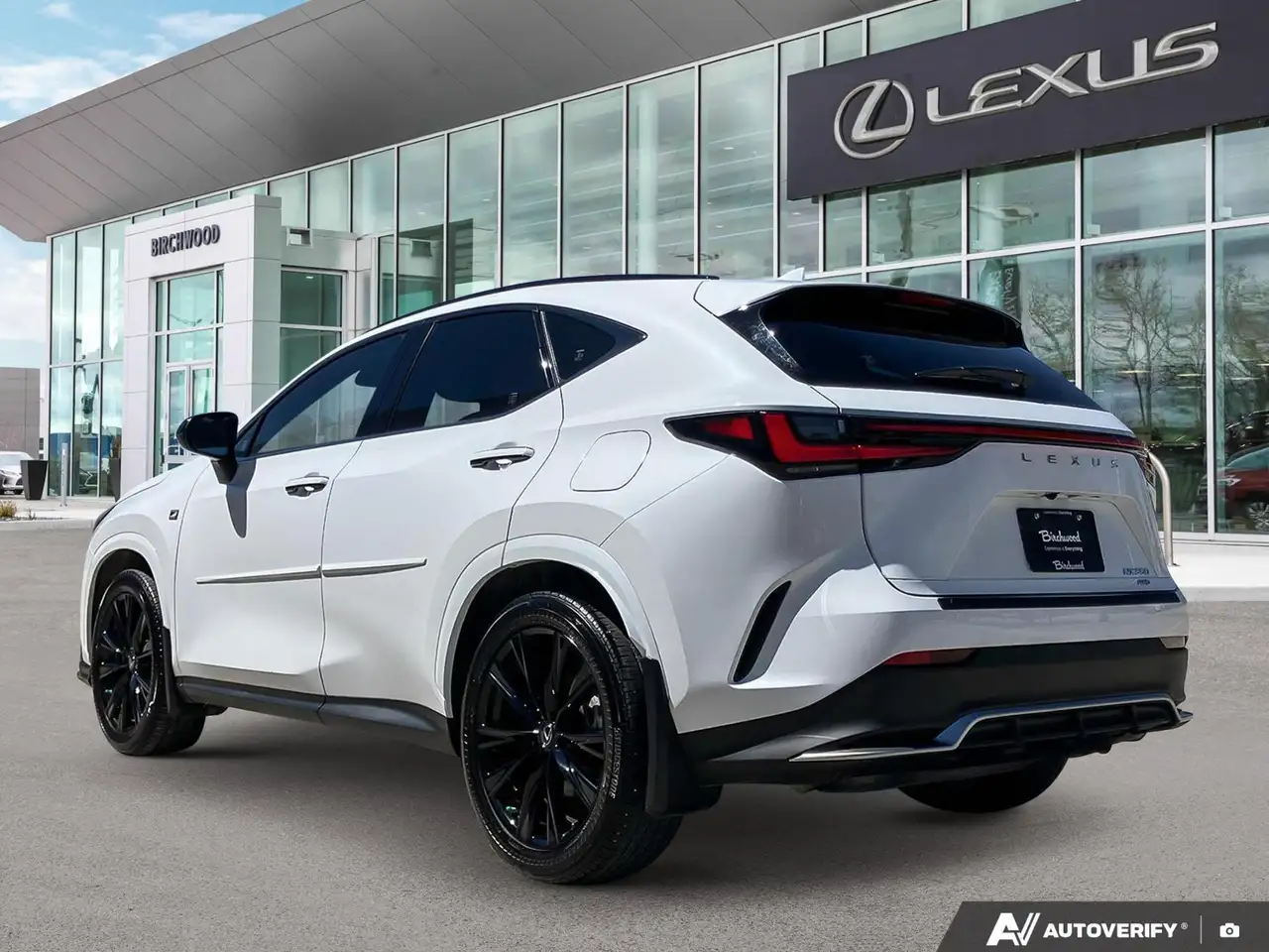 Lexus NX снимка Lexus NX