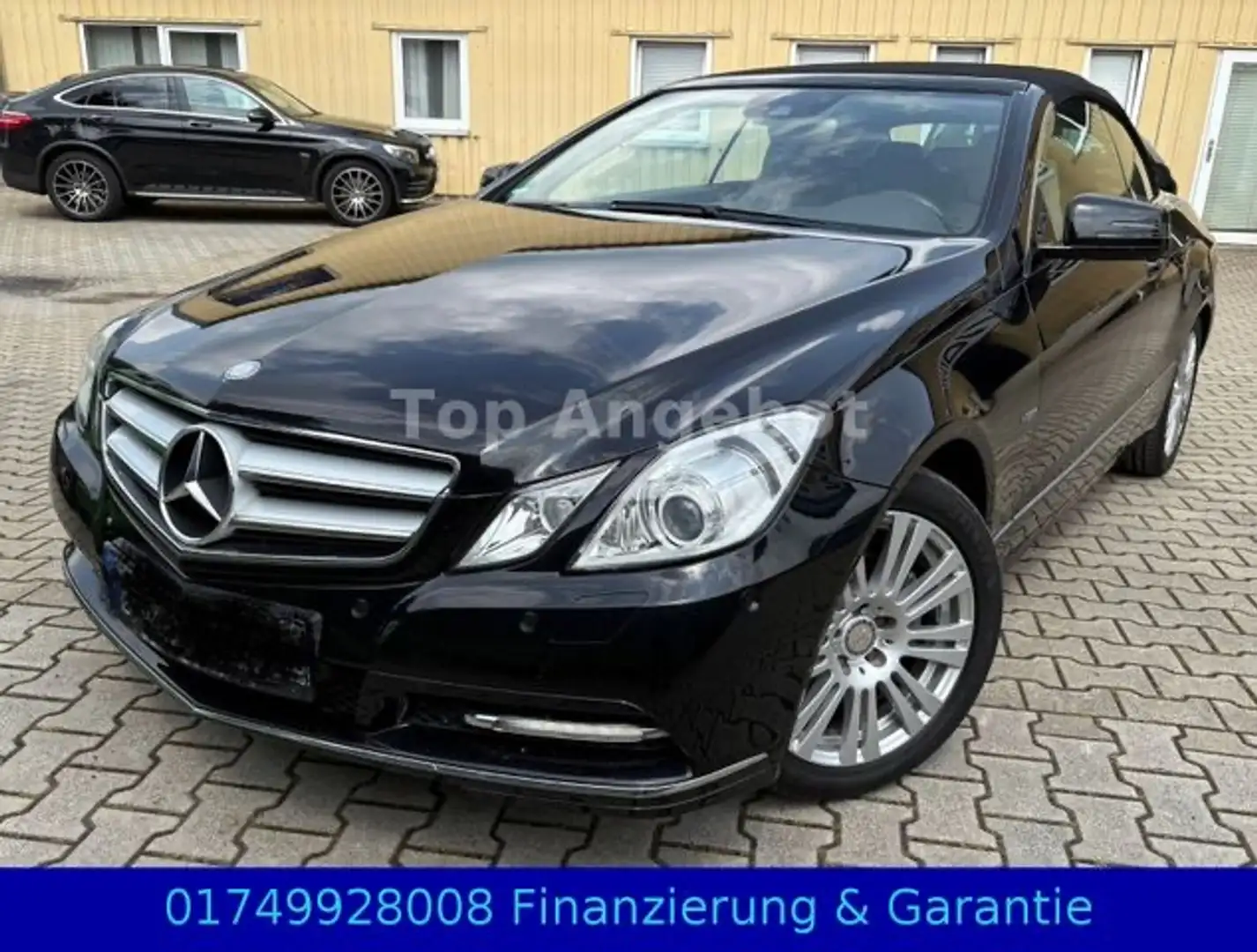 Mercedes-Benz E 250 Mercedes-Benz E 250 Cabrio 1.8L,CGI BlueEfficiency Negro - 1