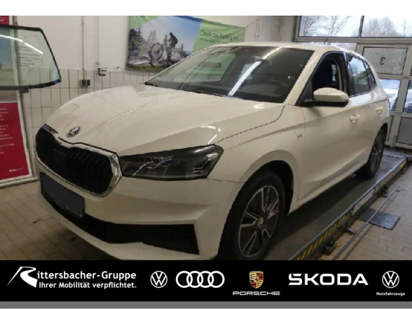 Skoda Fabia Tour 1.0 MPI Smartlink Kamera Licht&Sicht Weiß - 1