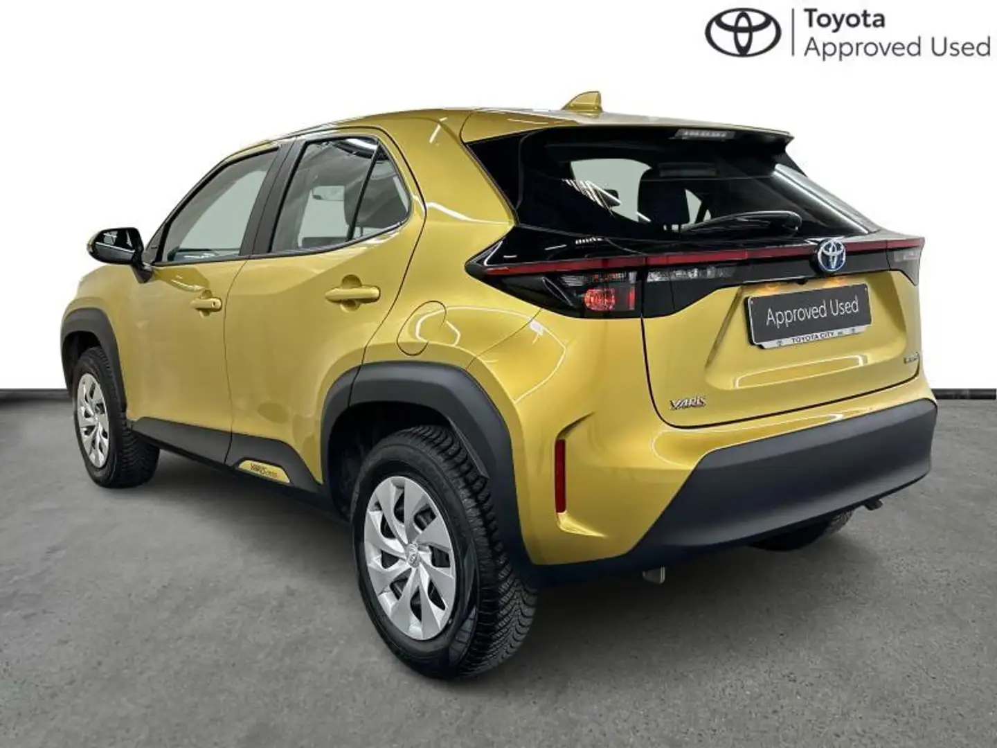 Toyota Yaris Cross Dynamic + CARPLAY Jaune - 2