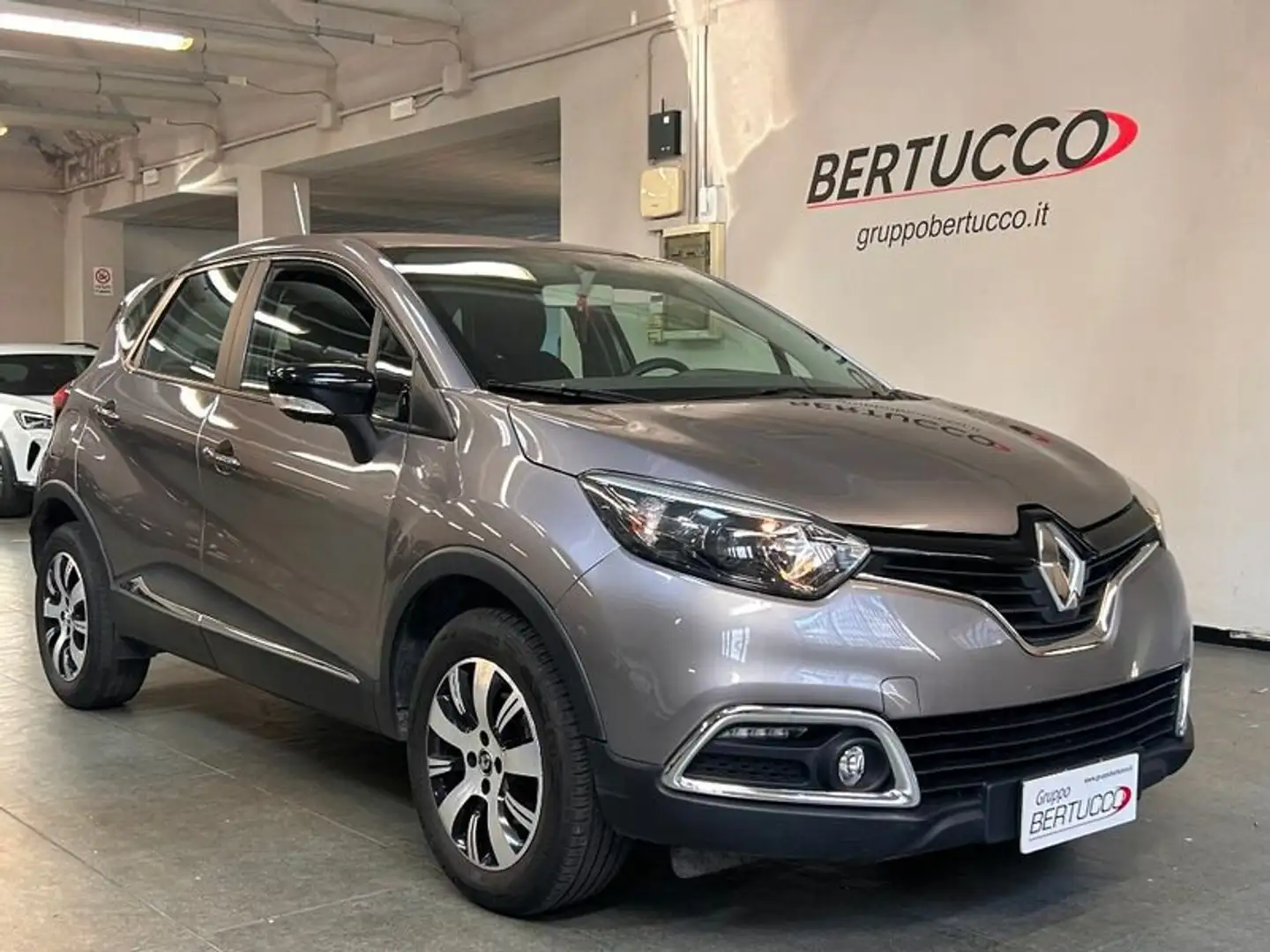 Renault Captur dCi 8V 90 CV Start&Stop Energy Zen Grigio - 1