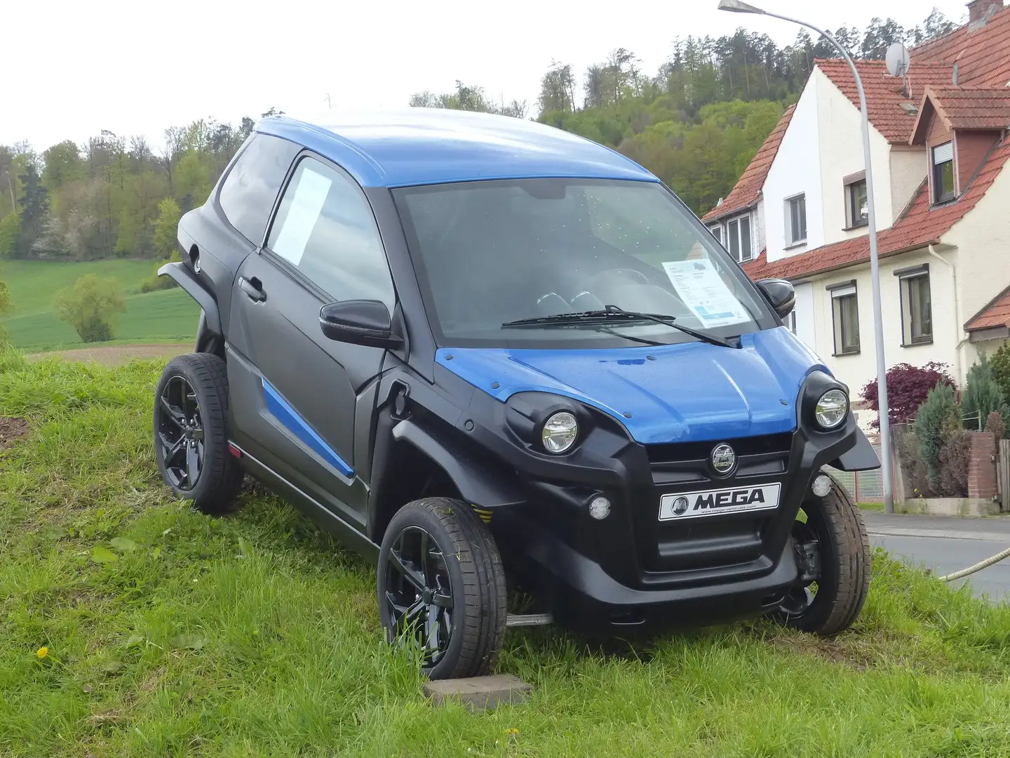 Aixam Mega eScouty GT Mopedauto Standhzg. 7,44 KWh Kék - 1
