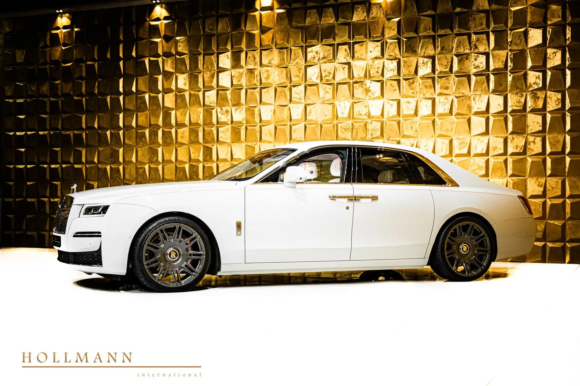 롤스로이스 Rolls-Royce Ghost 2023 흰색 사진 3