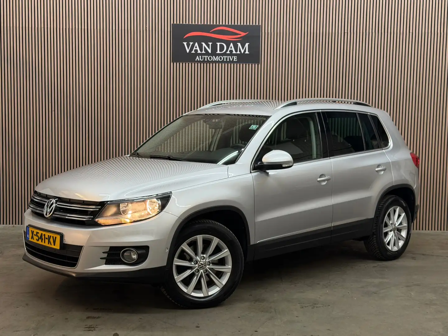 Volkswagen Tiguan 2.0 TSI Sport&Style 4Motion 2014 DSG CRUISE Grijs - 1