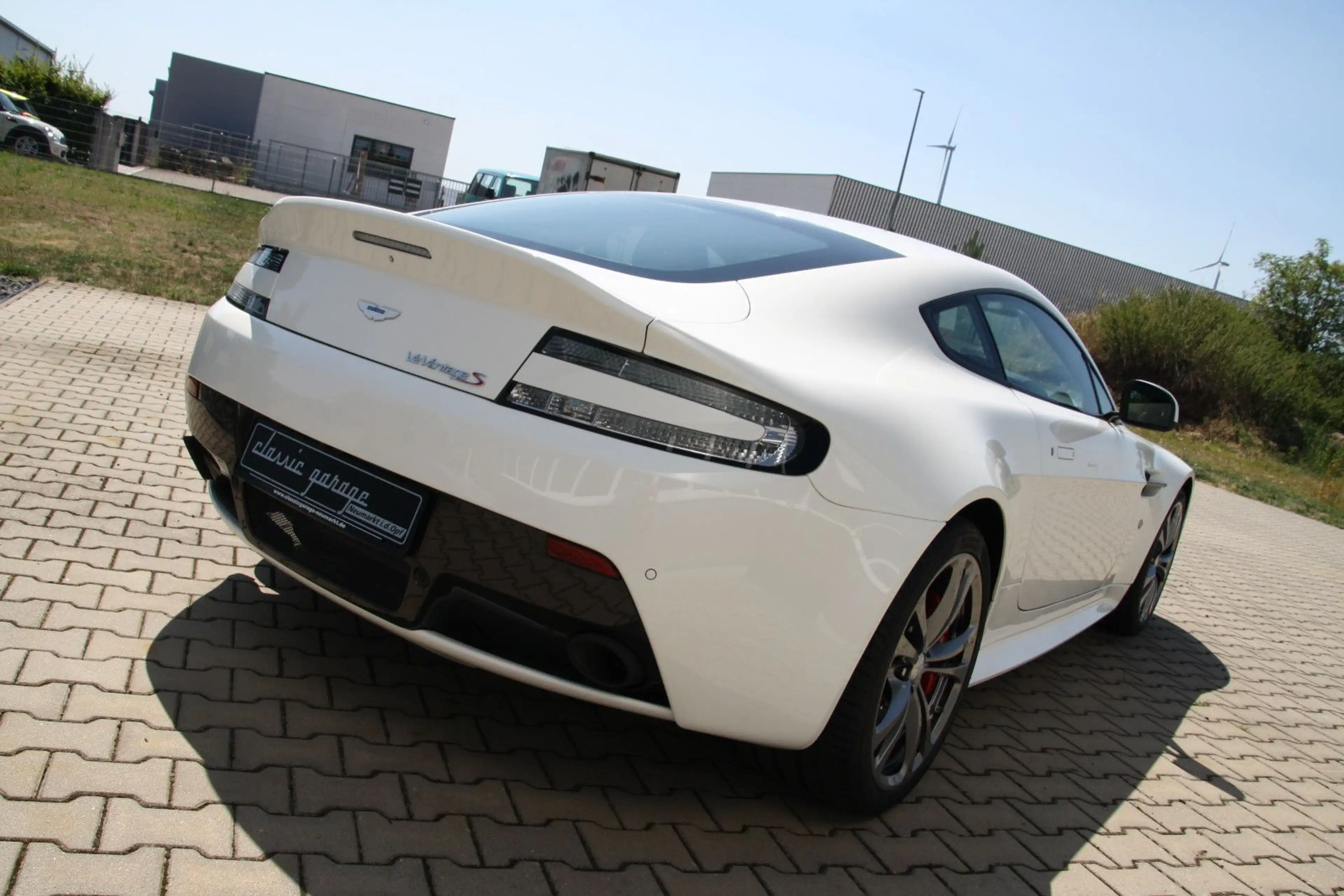 Aston Martin Vantage S * Orig. 354 KM !!! * Sammler * — photo 4