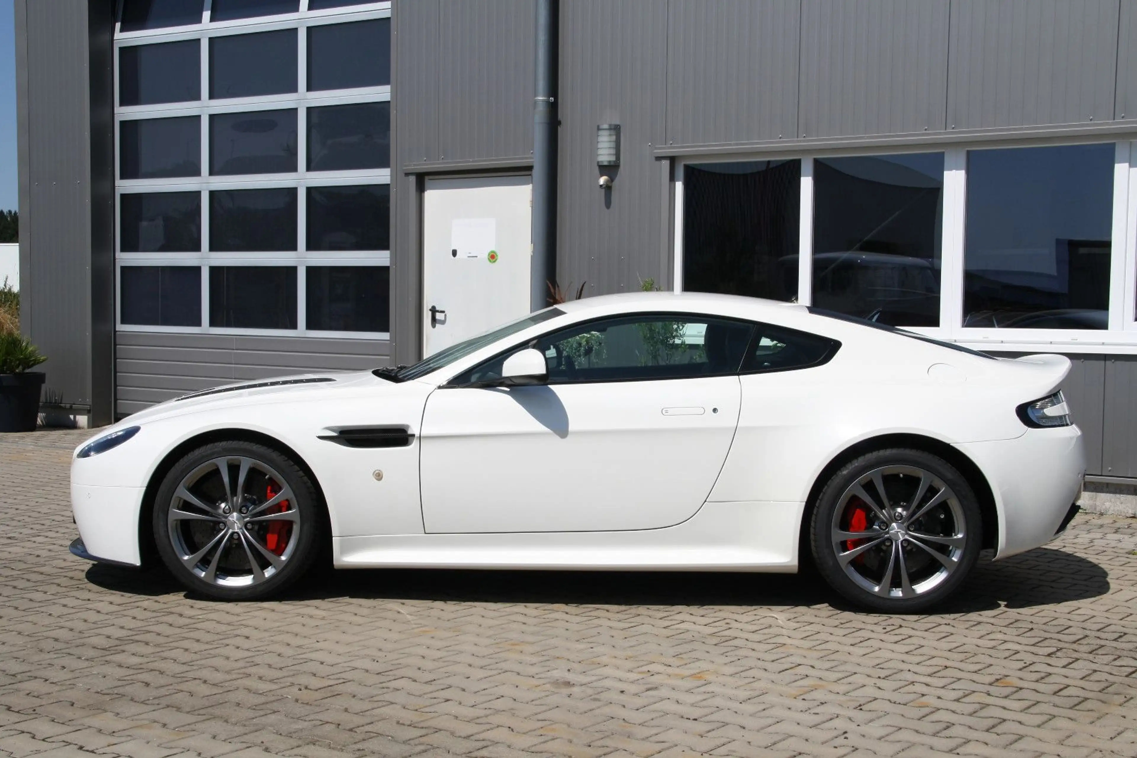 Aston Martin Vantage S * Orig. 354 KM !!! * Sammler * — photo 6