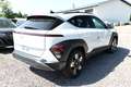 Hyundai KONA Trend 1.6 GDI HEV DCT Bose SHZ ACC el.Heckk 95 ... Weiß - thumbnail 3