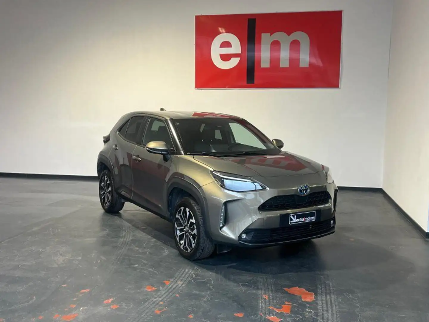 Toyota Yaris Cross 1.5 HYBRID E-CVT TREND Bronce - 2