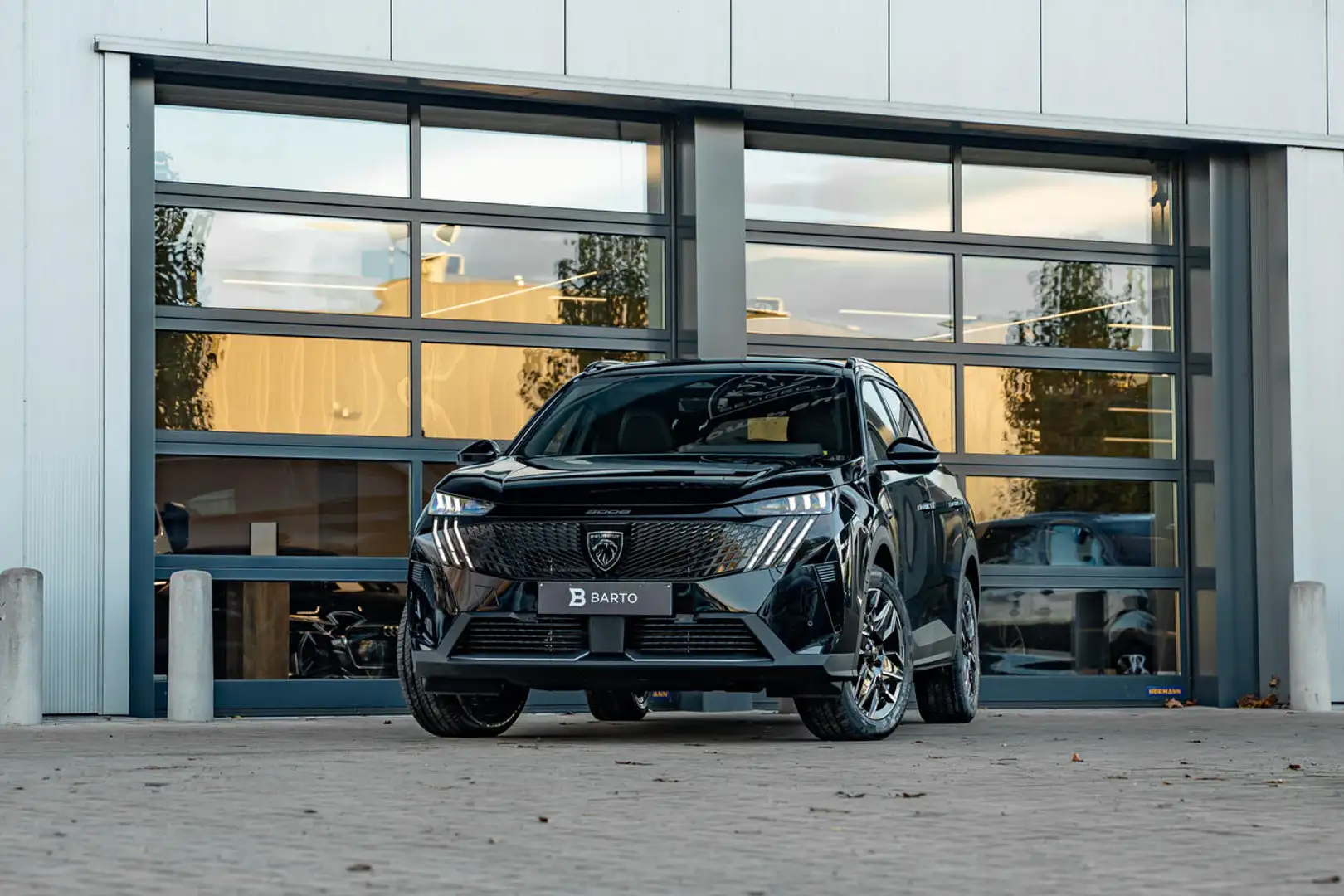 Peugeot 5008 GT | MHEV 145pk | 7-zit | 360° Camera | Massage... Noir - 1