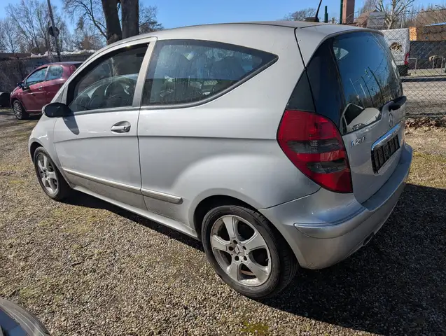 Mercedes-Benz A 200 A-Klasse  3-Türer Autotronic Elegance,Alu,SDHZ