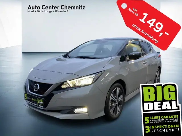 Nissan Leaf 40 kWh N-Connecta Navi/4xSHZ/KlimaA/PDC/360°
