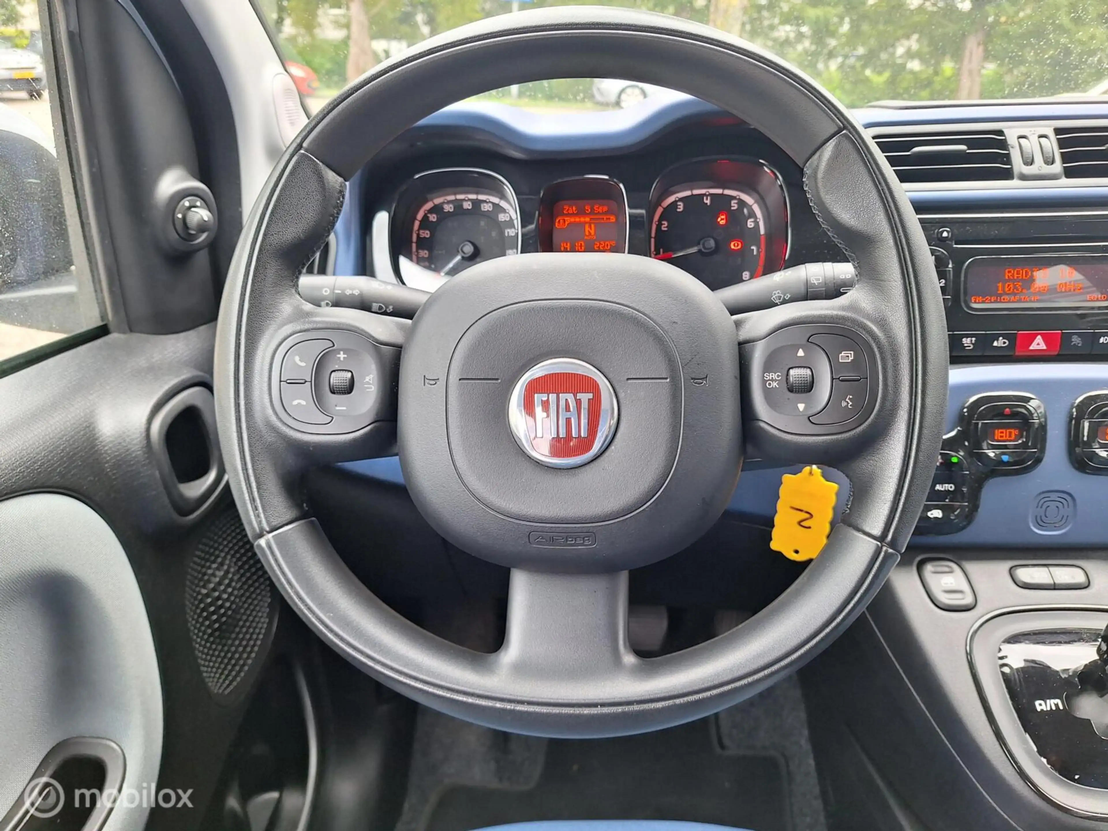 Fiat Panda 0.9 TWINAIR LOUNGE • Climate Control • — photo 14