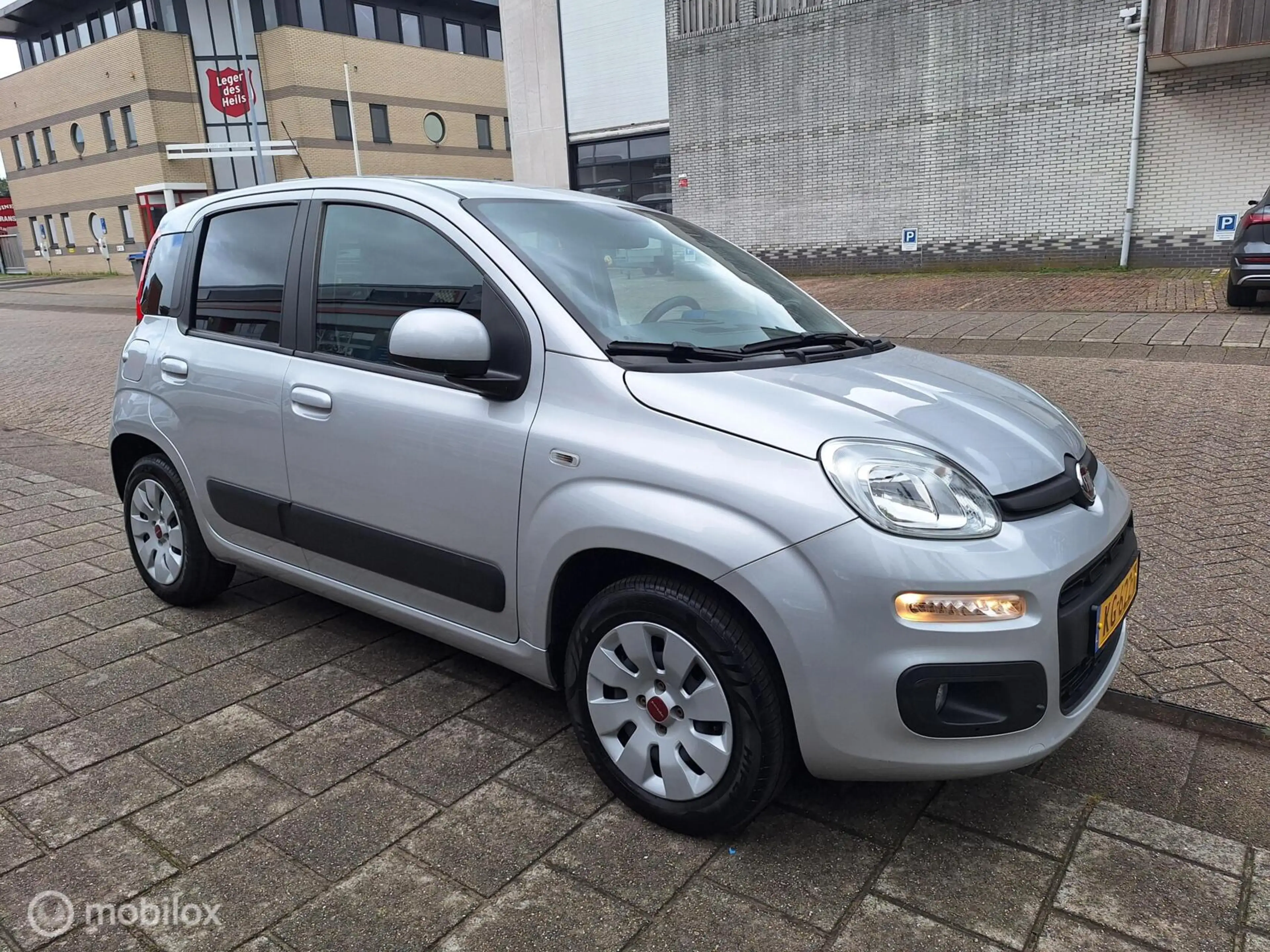 Fiat Panda 0.9 TWINAIR LOUNGE • Climate Control • — photo 5