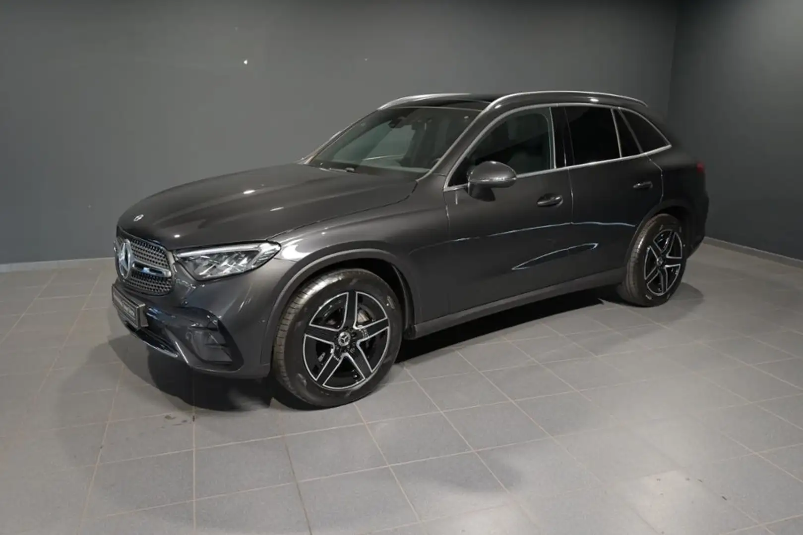 Mercedes-Benz GLC 220 d 4M AMG AMG/PANO/AHK/MEMORY Grau - 1