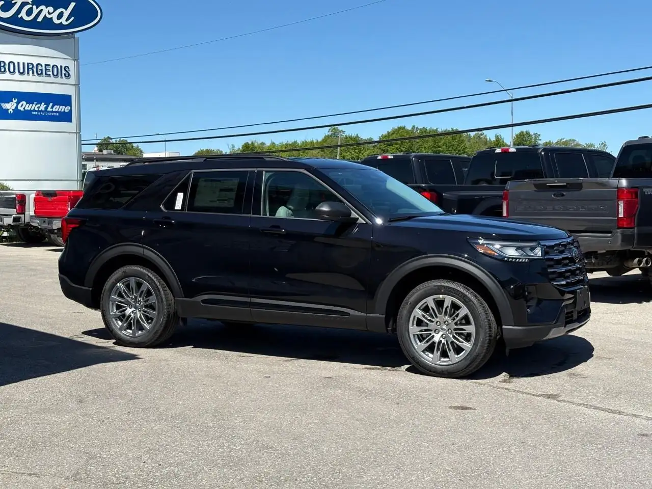Ford Explorer снимка Ford Explorer