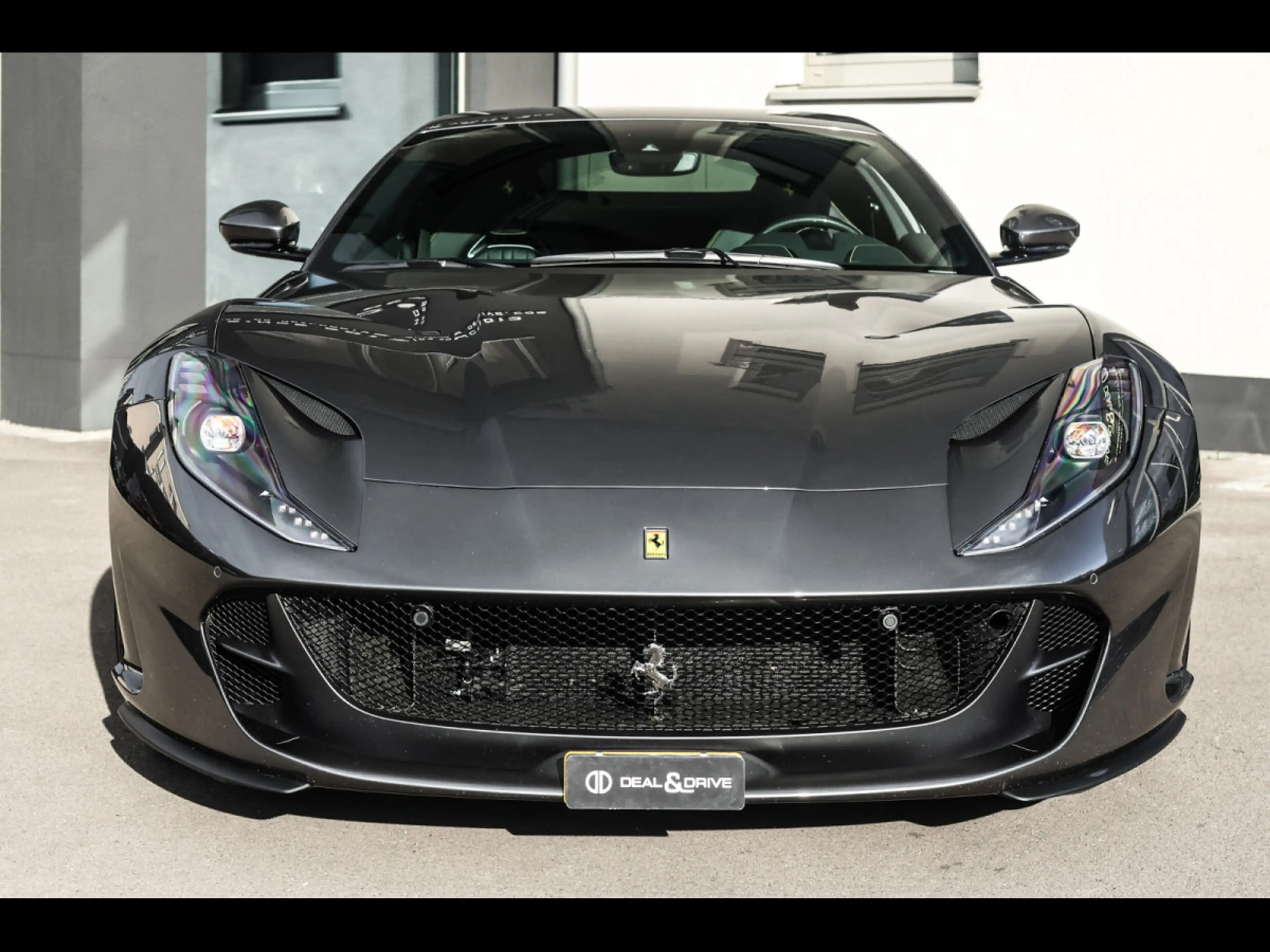 Ferrari 812 Superfast 6.5 V12°FERRARI WARR 10/27°CARBON°KAM°DA — photo 5