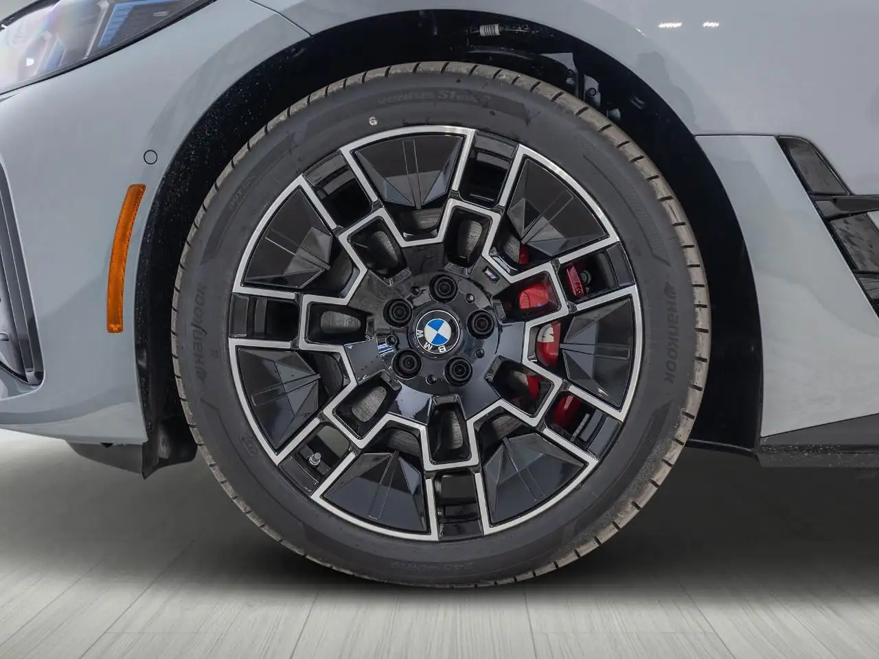 BMW i4 снимка BMW i4