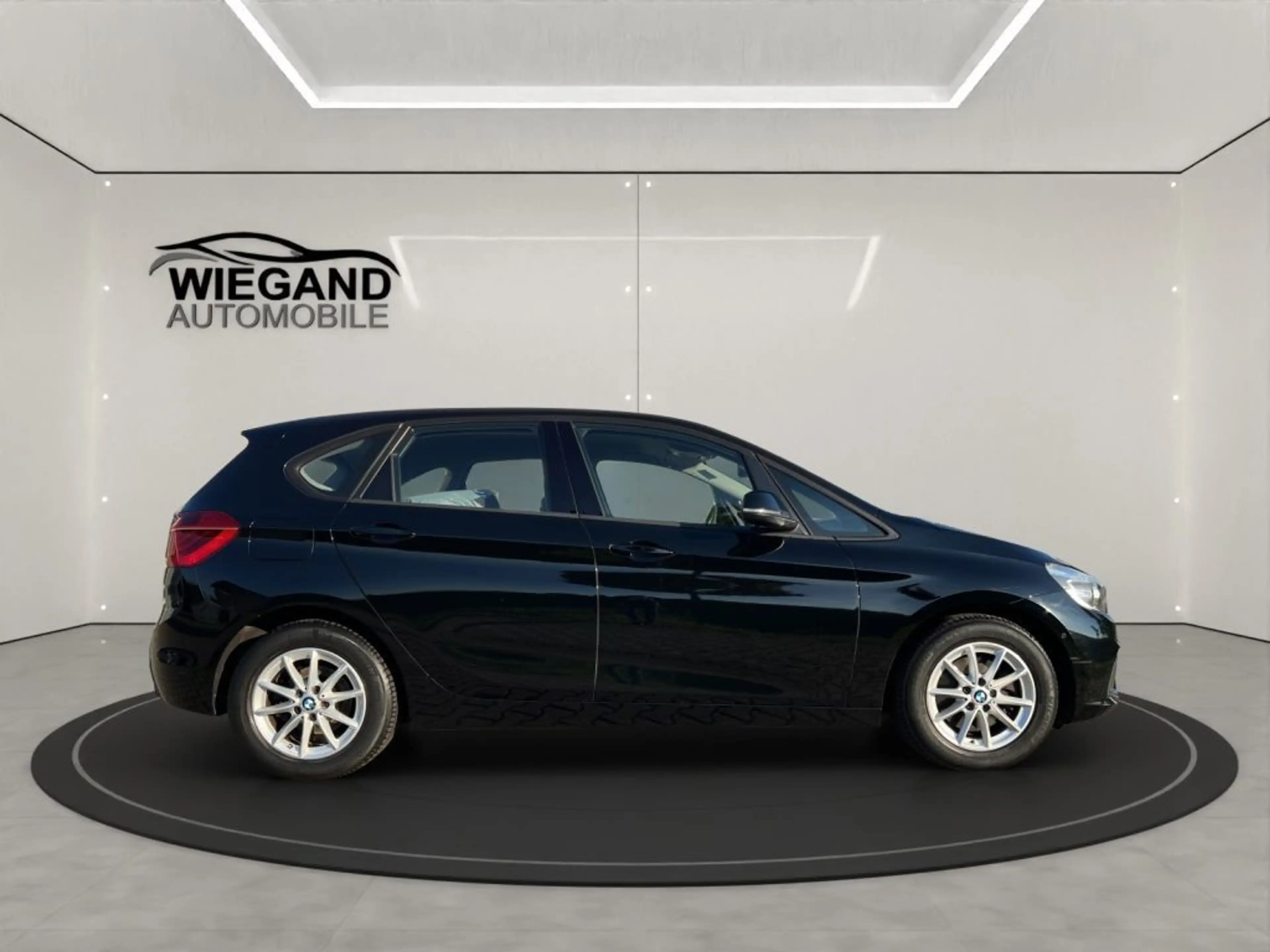 BMW 220 Aut. Advantage+EXPORT+RFK+ — photo 6