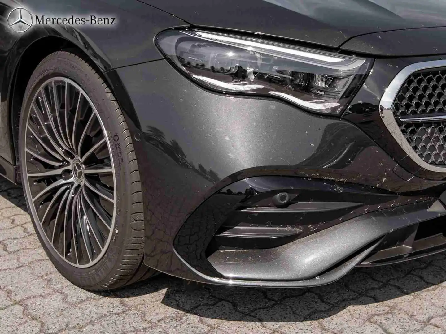 Mercedes-Benz E 220 d T AMG MBUX+360°+Pano+AHK+20+Night+Distr Grau - 2