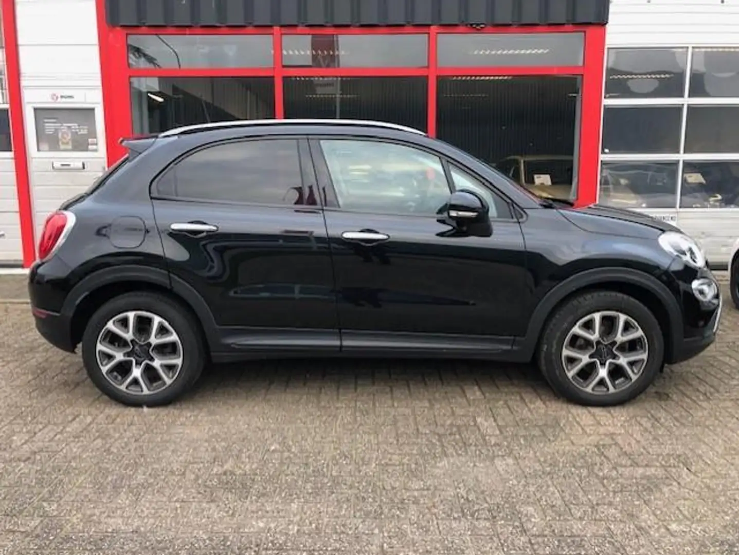 Fiat 500X Cross 1.4 Turbo MultiAir Cross Zwart - 2