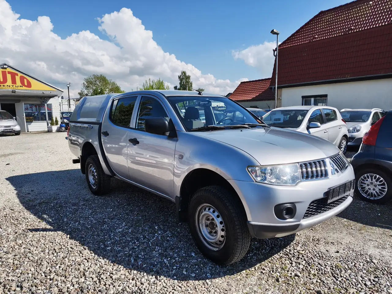 MITSUBISHI L200 136CH - DOUBLE CABINE - 4WD - BVM - ATTELAGE FIXE - 128.500 KMS