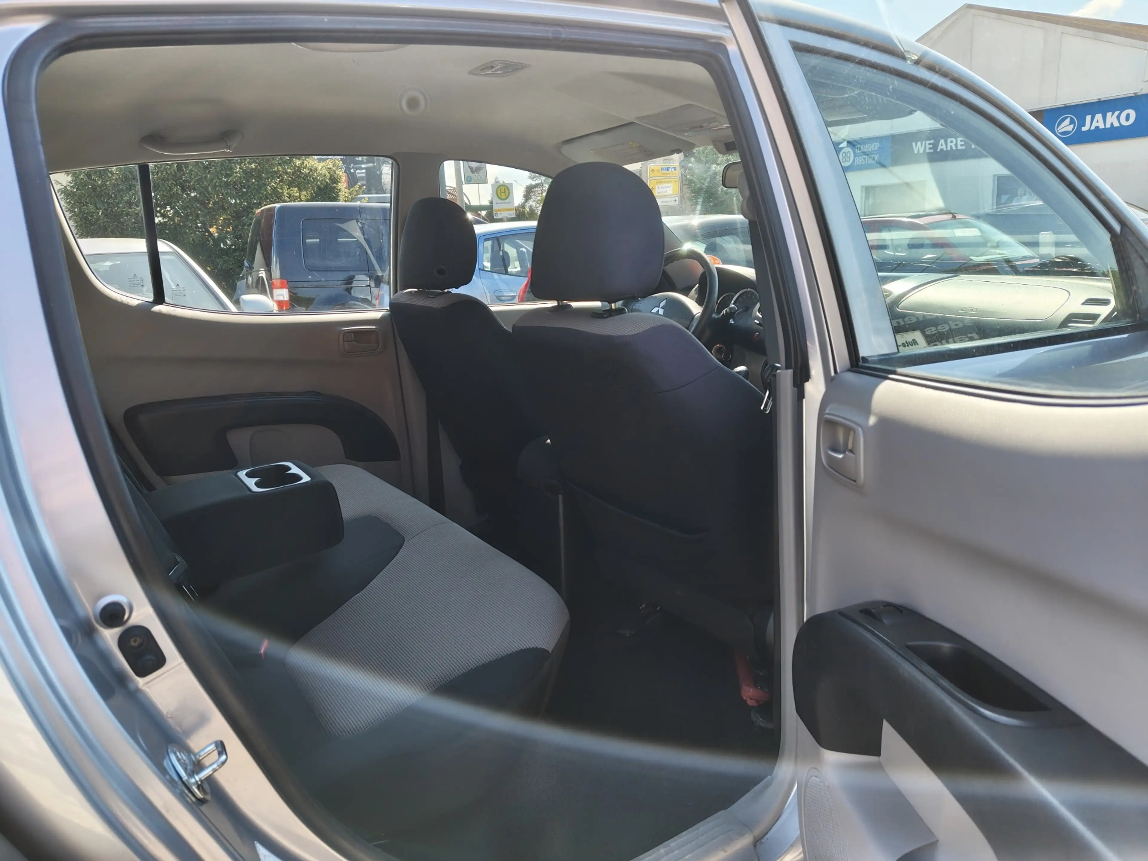 Mitsubishi L200 Inform Doppelkabine 4WD — photo 12