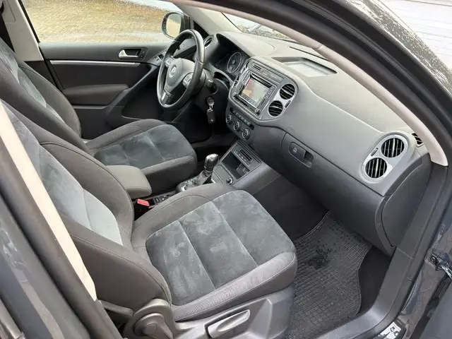Volkswagen Tiguan view 11