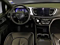Chrysler Pacifica 2025