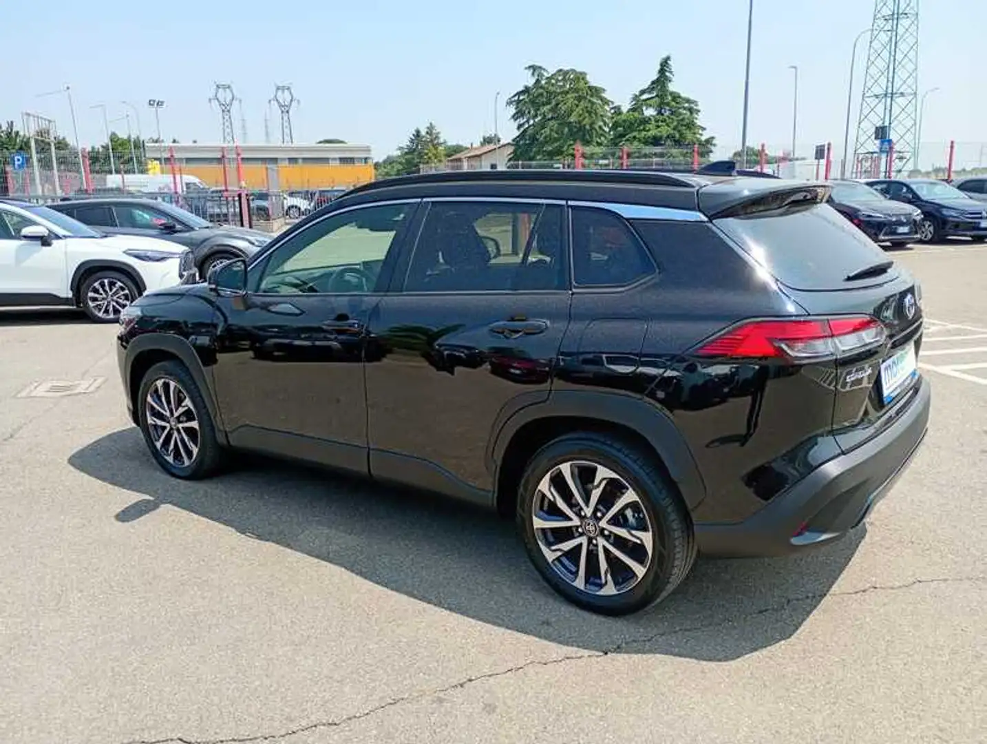 Toyota Corolla Cross 2.0h Trend 2wd 197cv e-cvt Nero - 2