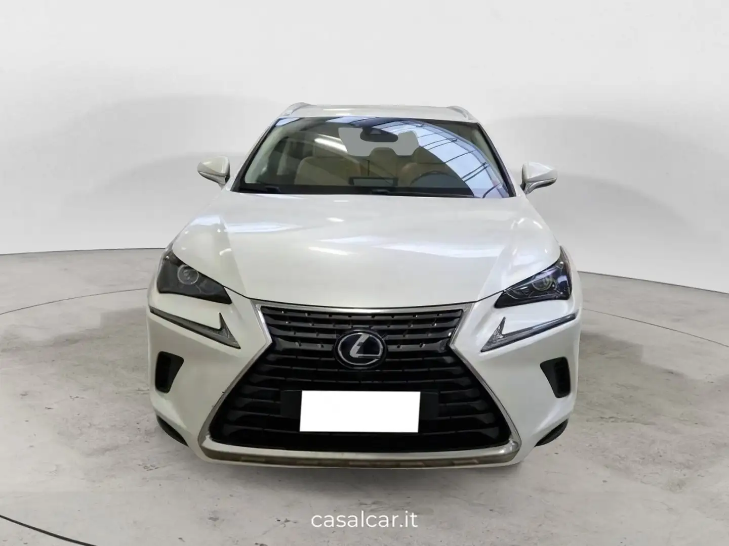 Lexus NX 300 NX Hybrid 4WD Executive FINO A 3 ANNI DI GARANZIA SUPER PREZZO CON ROTTAMAZIONE O SUPERVALUTAZIONE Blanco - 2