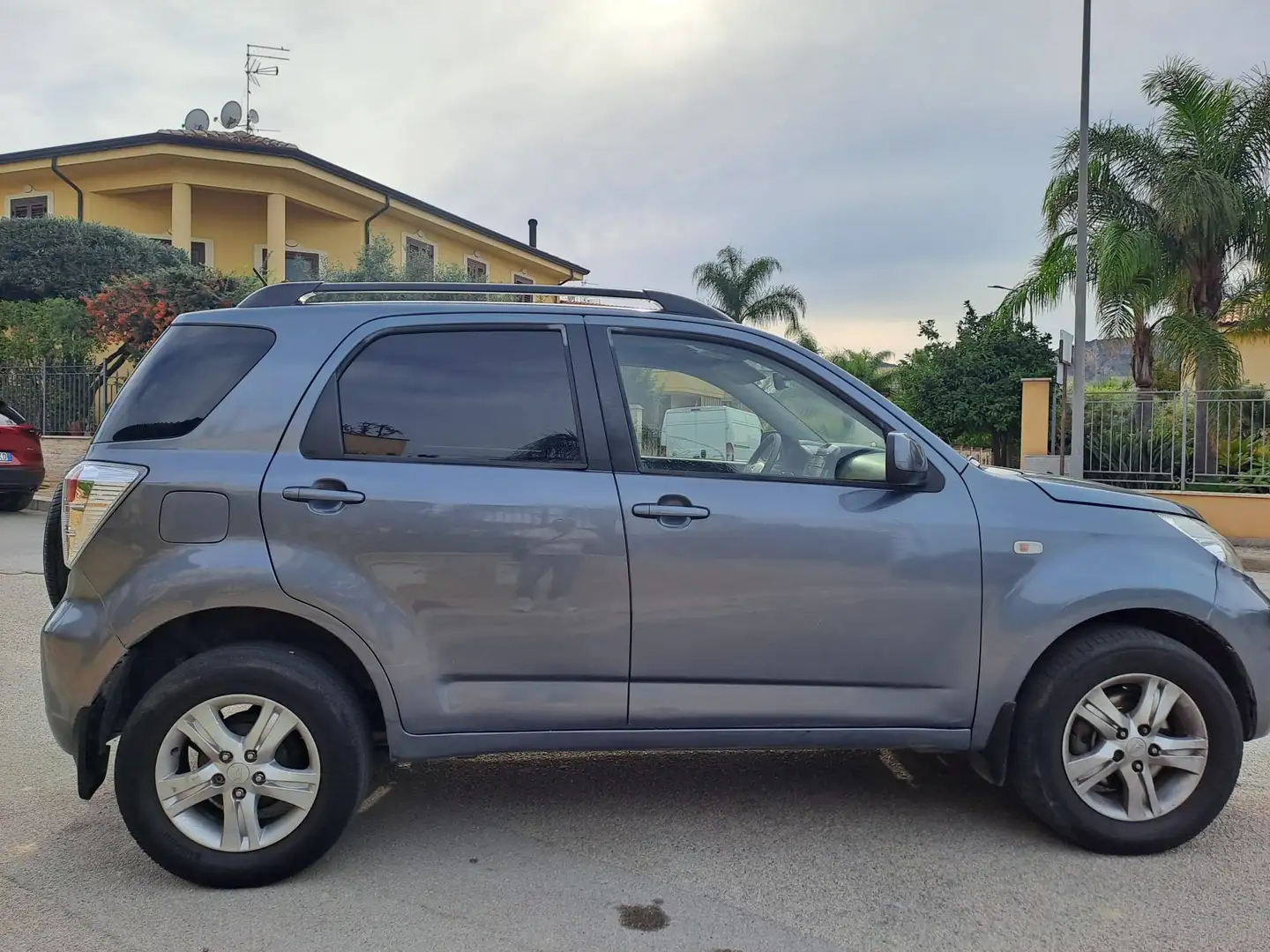 Daihatsu Terios Terios 2006 1.5 Hiro O/F greenpowered Gris - 2