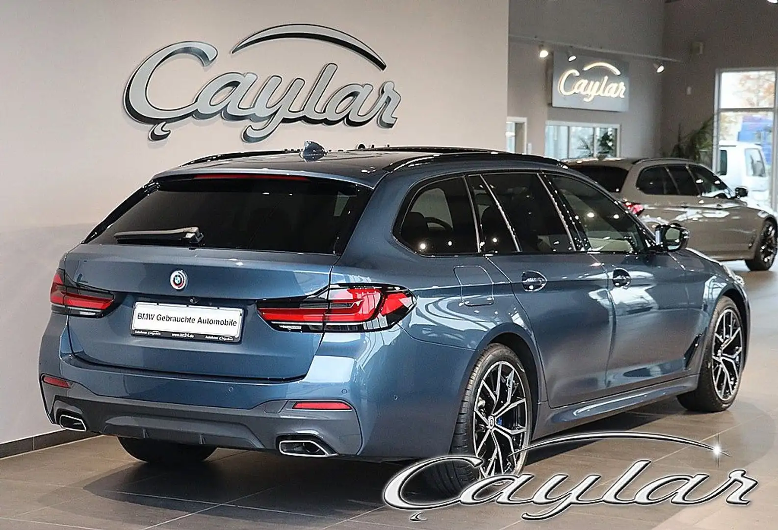 BMW 540 xd TOUR M SPORT MASSAGE & BELÜFTET PANO LASER Bleu - 2
