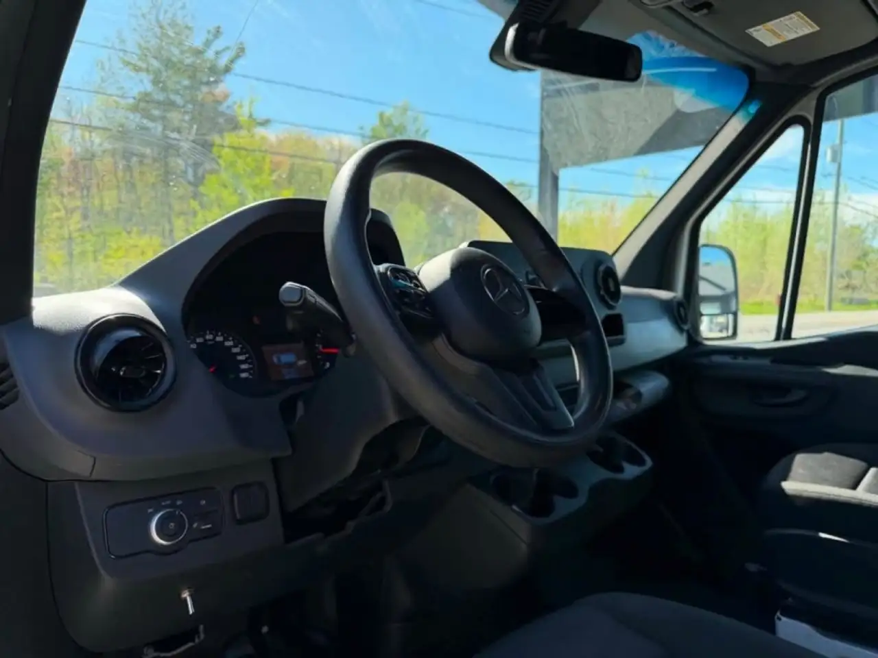 Mercedes-Benz Sprinter снимка Mercedes-Benz Sprinter