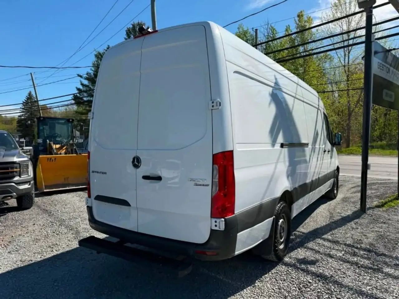 Mercedes-Benz Sprinter снимка Mercedes-Benz Sprinter