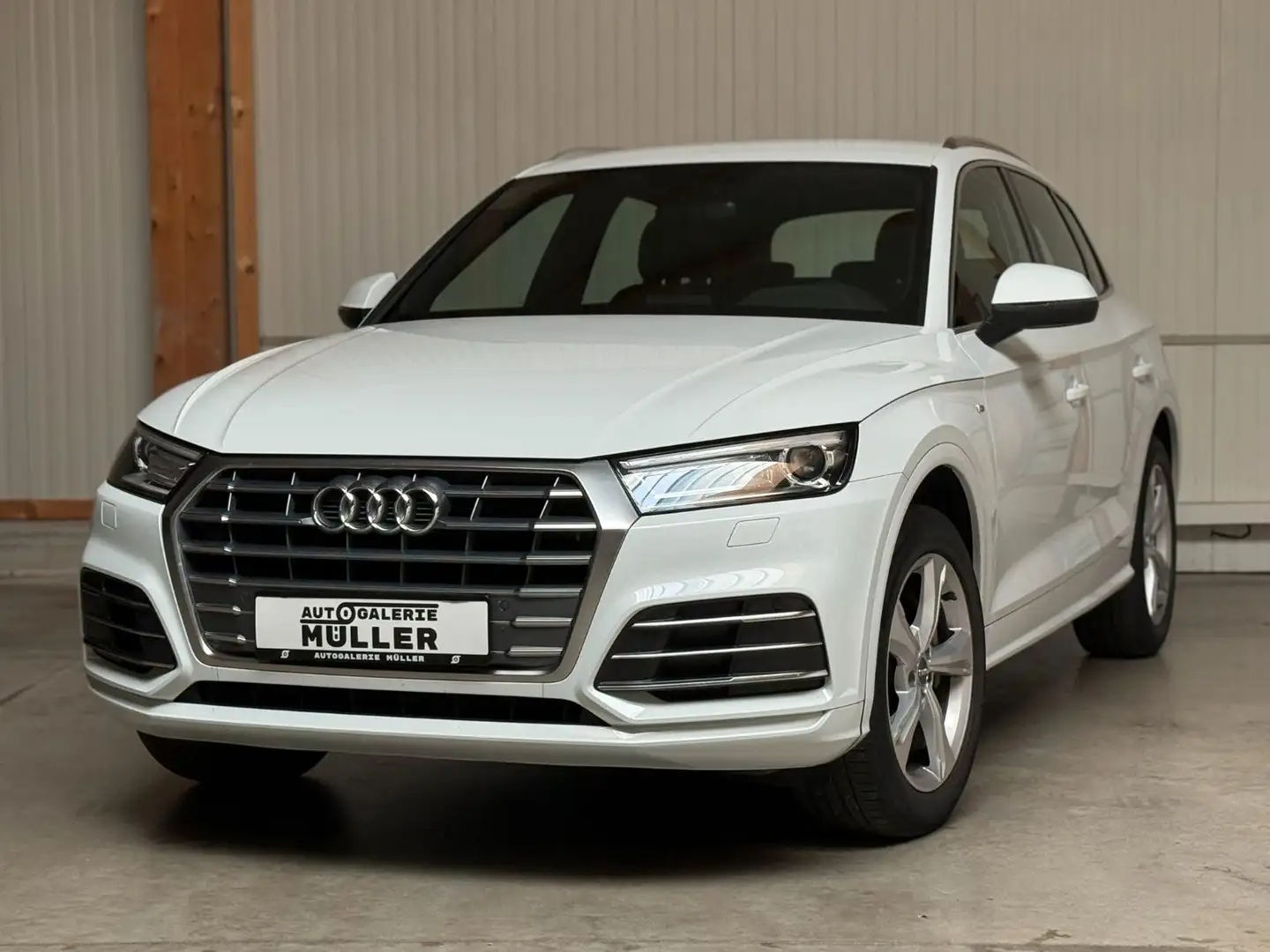 Audi Q5 35 TDI S-Line °AHK°NAVI°XENON°KEYLESS° Blanc - 2