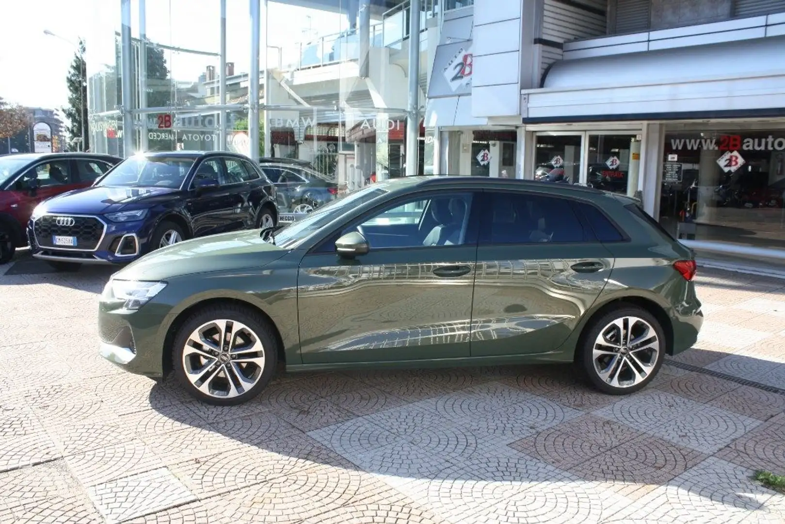 Audi A3 Sedan 30 TFSI S tronic Business Advanced Vert - 2