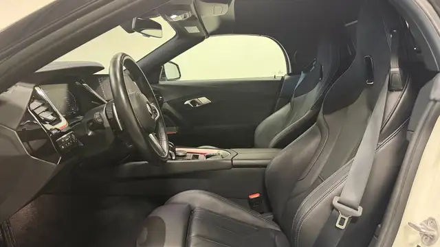 BMW Z4 view 6