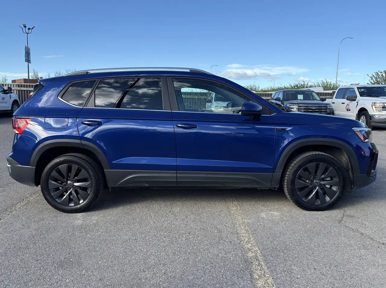 Volkswagen Taos снимка Volkswagen Taos