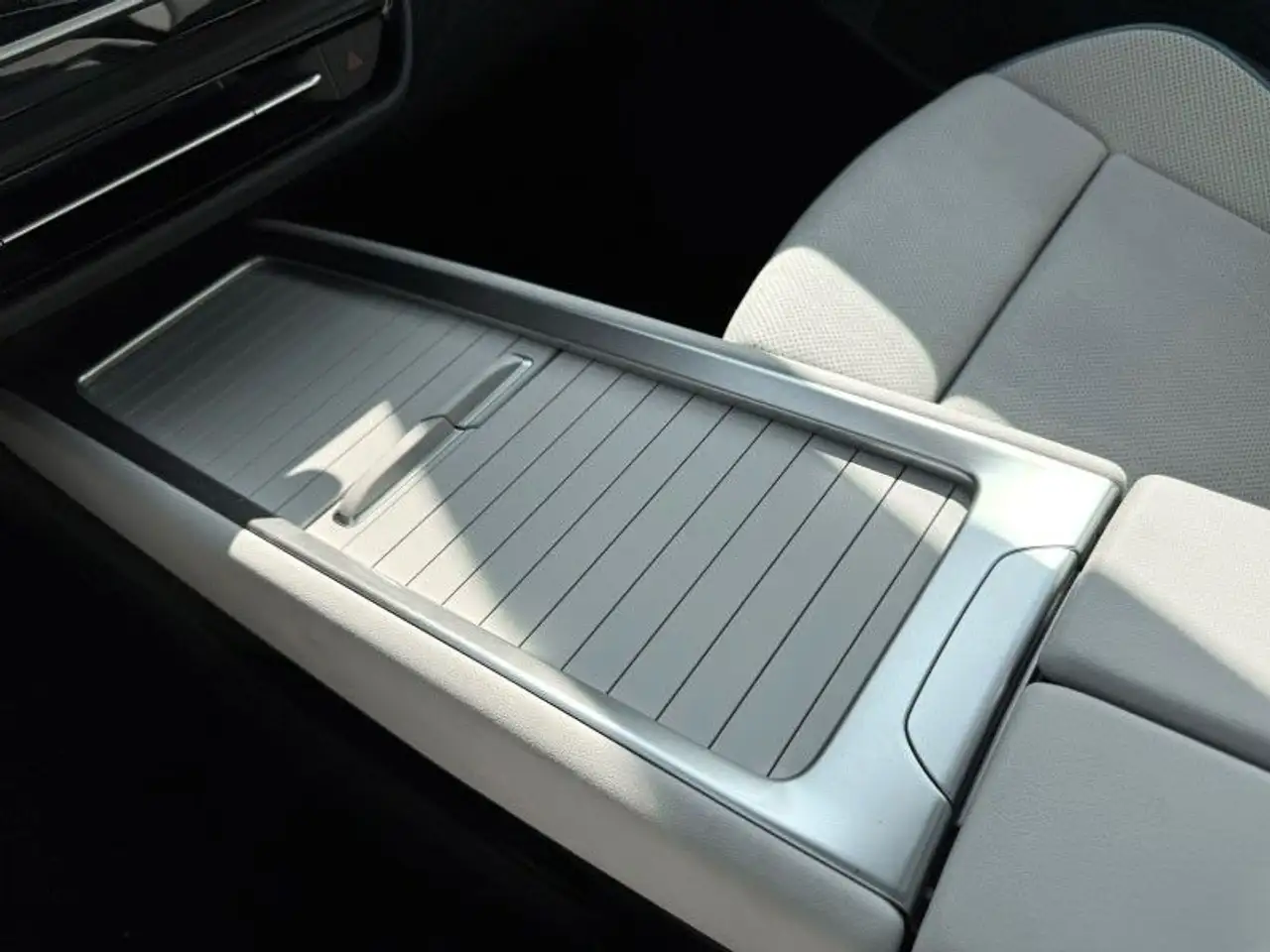 Volkswagen ID.7 Pro 210 kW, миниатюра 19
