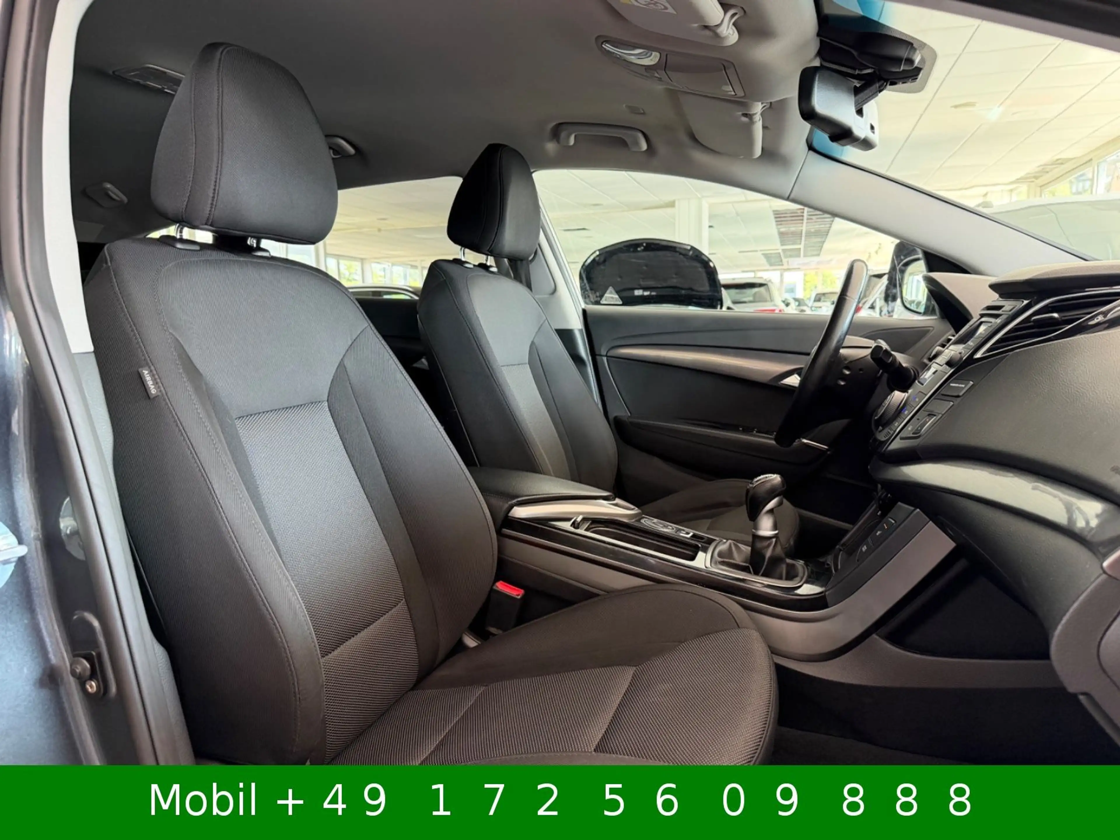 Hyundai i40 cw blue Trend Klimaa PDC LED 8-Fach-bereift — photo 10