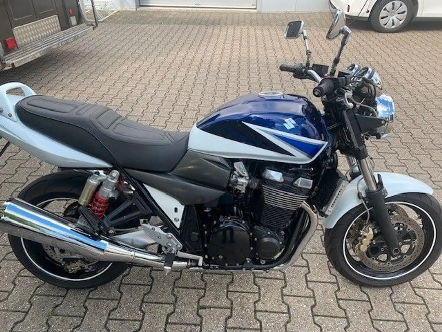 Suzuki GSX 1400 Blue - 1