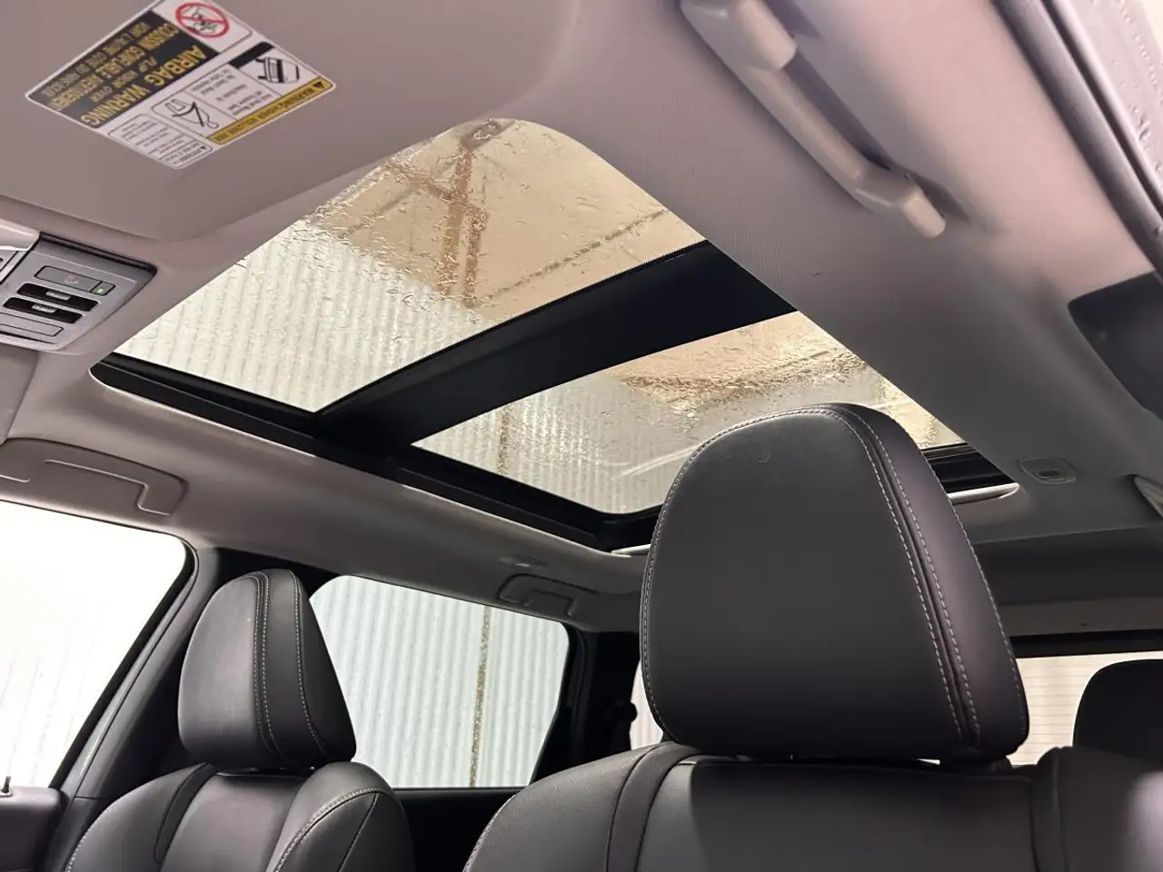 Mitsubishi Outlander photo Mitsubishi Outlander
