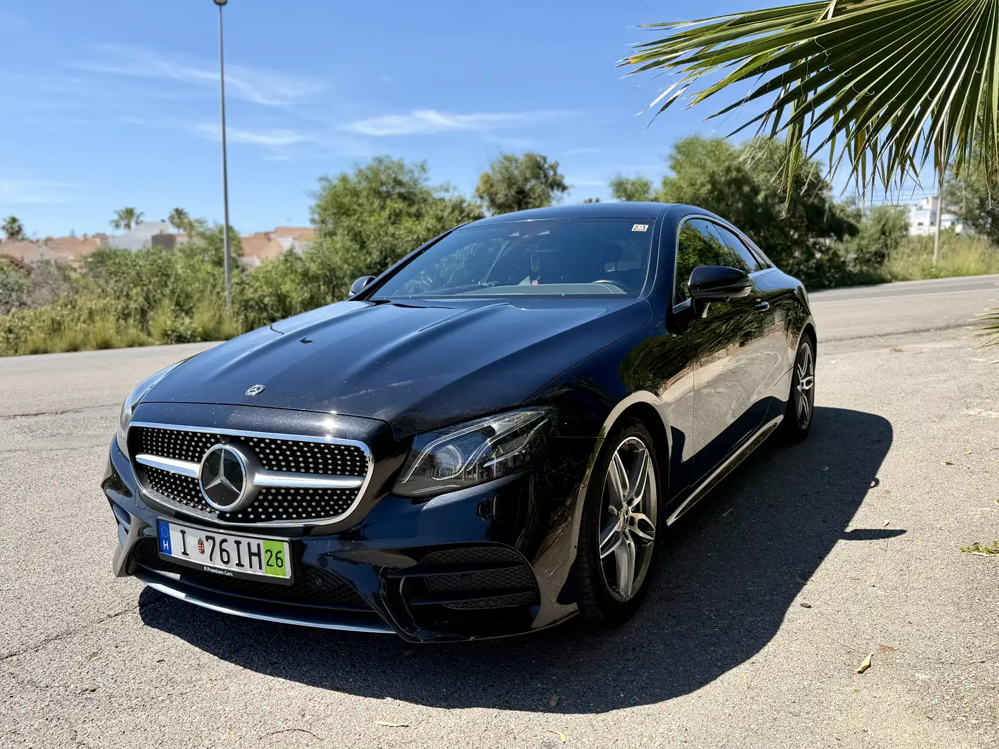 Mercedes-Benz E 220 d Coupe 9G-TRONIC AMG Line - 2