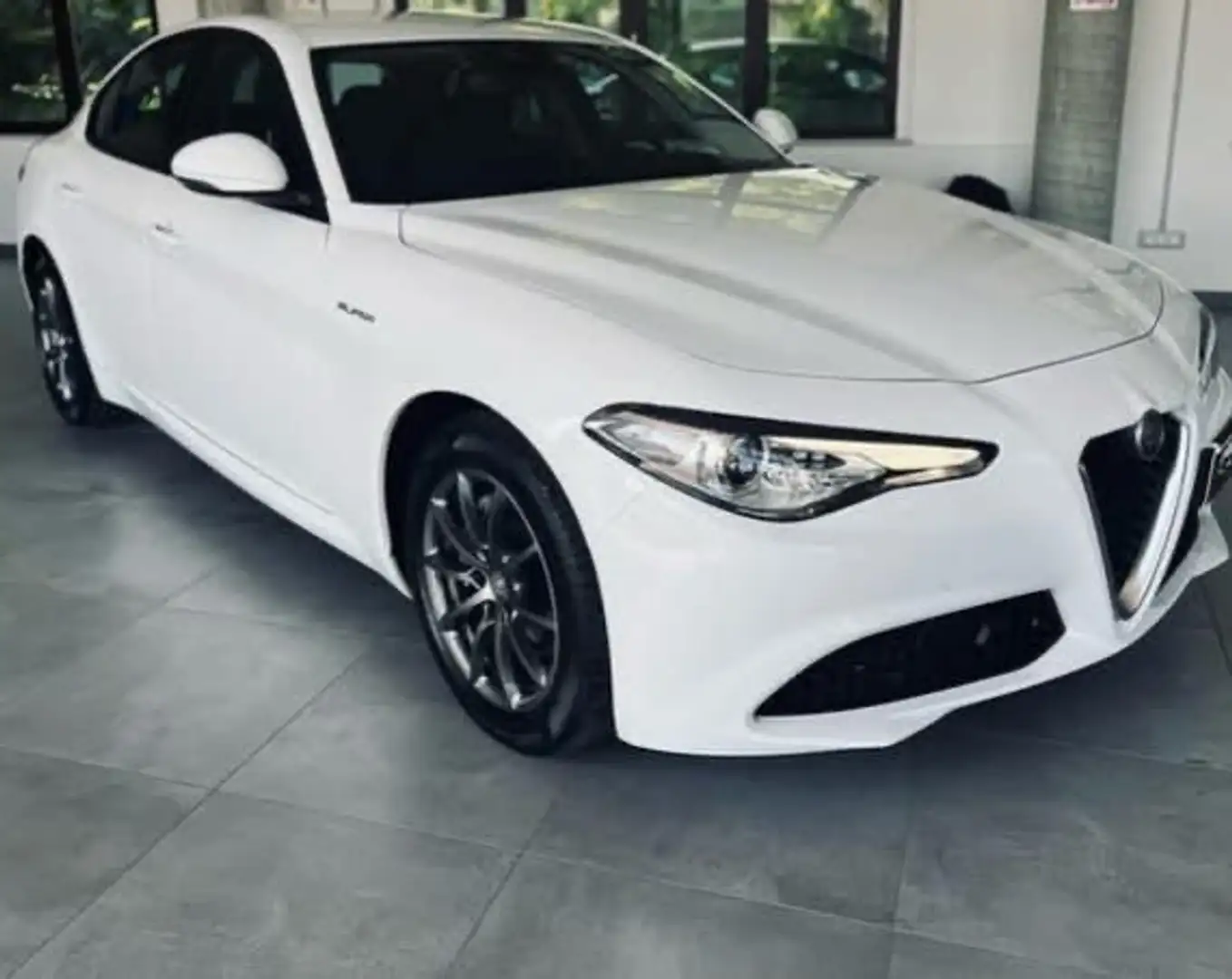 Alfa Romeo Giulia 2.2 t Super 136cv auto - 1